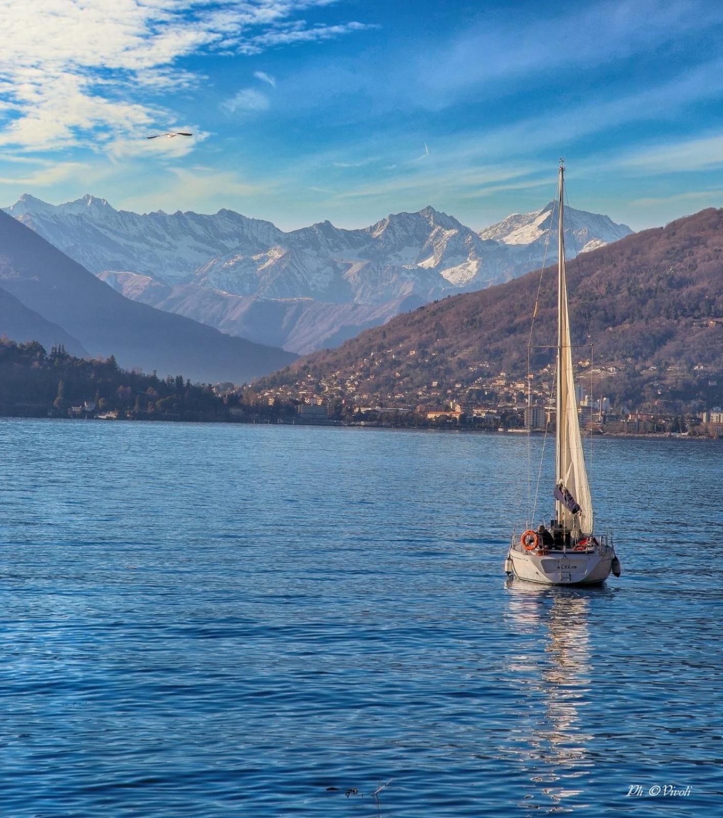 Lily Lake Maggiore Laveno Exterior photo